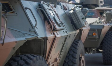 Weto „ustawy SAFE” a zwolnienie z VAT – czy dostawy w ramach SAFE nadal mogą być zwolnione?